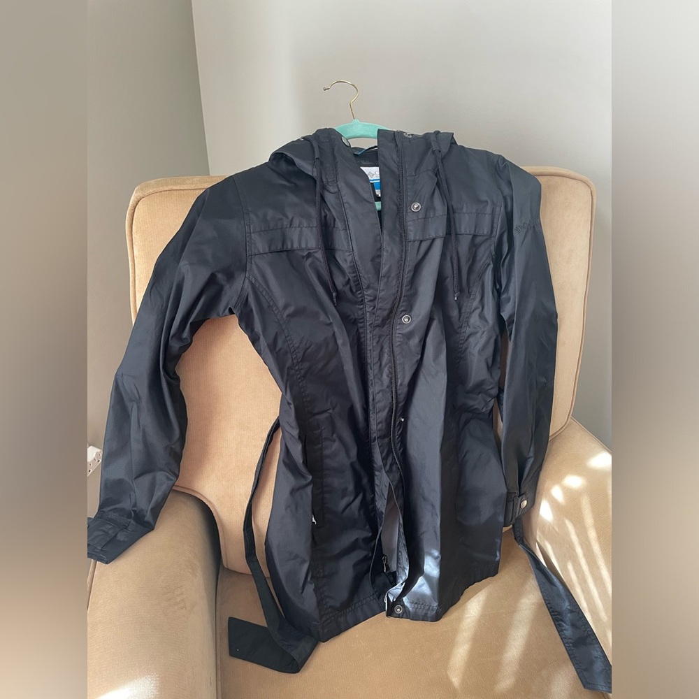 Columbia rain jacket